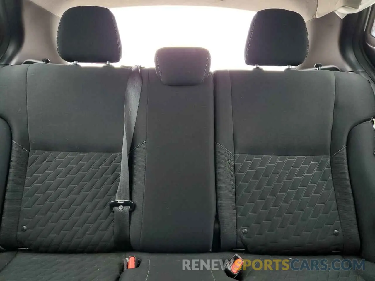 10 Photograph of a damaged car 3N1CP5BV9ML481408 NISSAN KICKS 2021