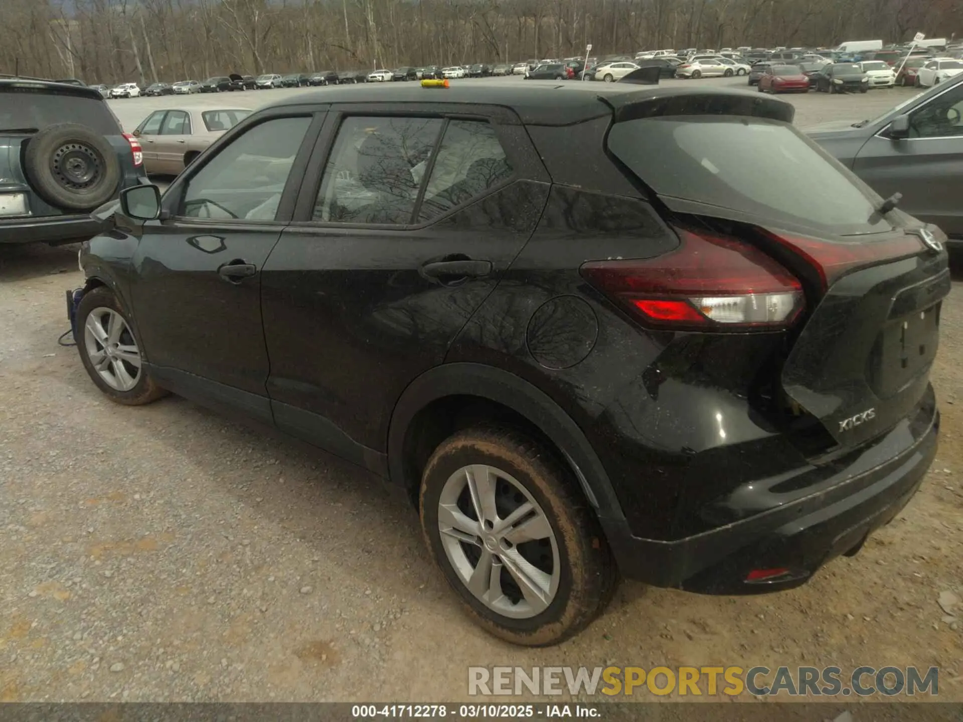 3 Photograph of a damaged car 3N1CP5BV9ML500720 NISSAN KICKS 2021