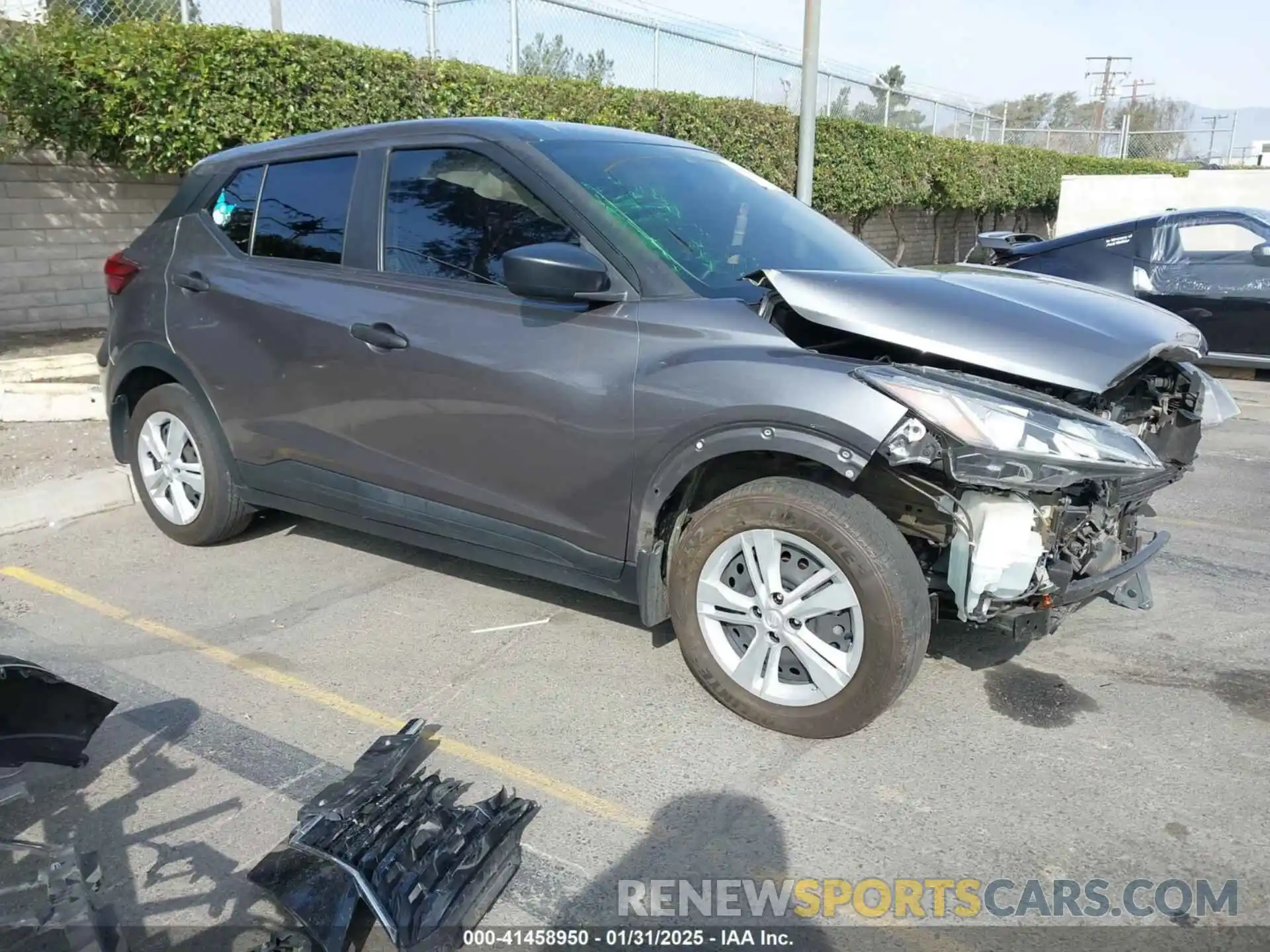 1 Photograph of a damaged car 3N1CP5BV9ML526721 NISSAN KICKS 2021