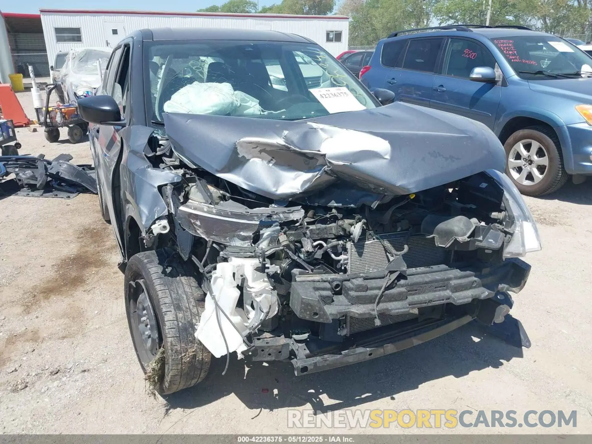 6 Photograph of a damaged car 3N1CP5BV9ML531000 NISSAN KICKS 2021