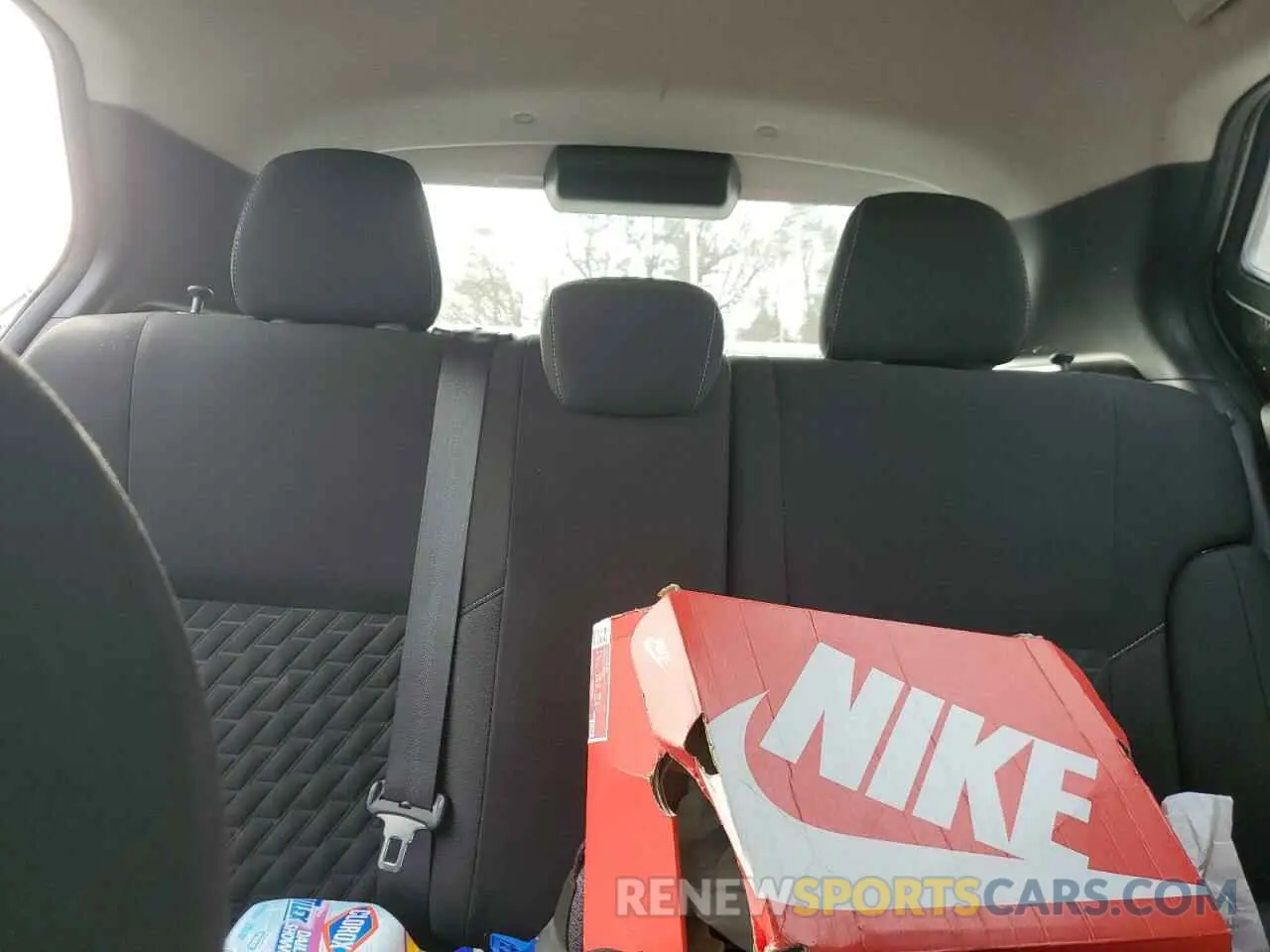 10 Photograph of a damaged car 3N1CP5BVXML467713 NISSAN KICKS 2021