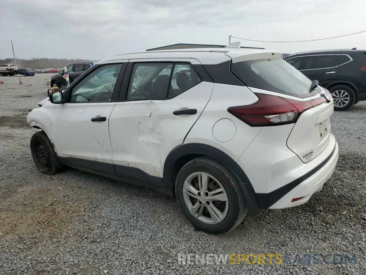 2 Photograph of a damaged car 3N1CP5BVXML467713 NISSAN KICKS 2021