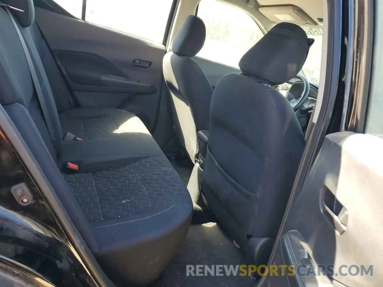 11 Photograph of a damaged car 3N1CP5BVXML476542 NISSAN KICKS 2021