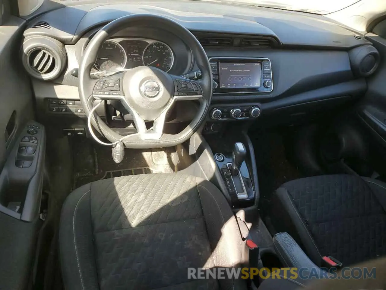 8 Photograph of a damaged car 3N1CP5BVXML476542 NISSAN KICKS 2021