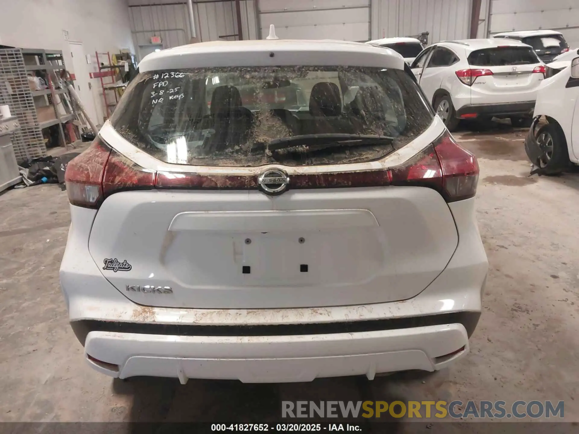16 Photograph of a damaged car 3N1CP5BVXML479103 NISSAN KICKS 2021