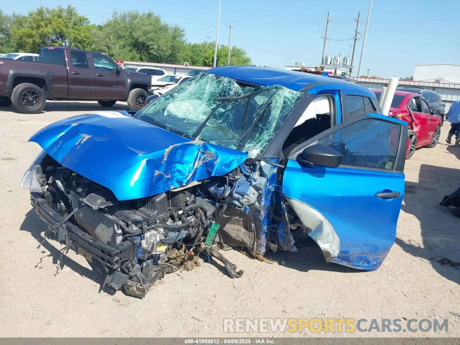 2 Photograph of a damaged car 3N1CP5BVXML519129 NISSAN KICKS 2021