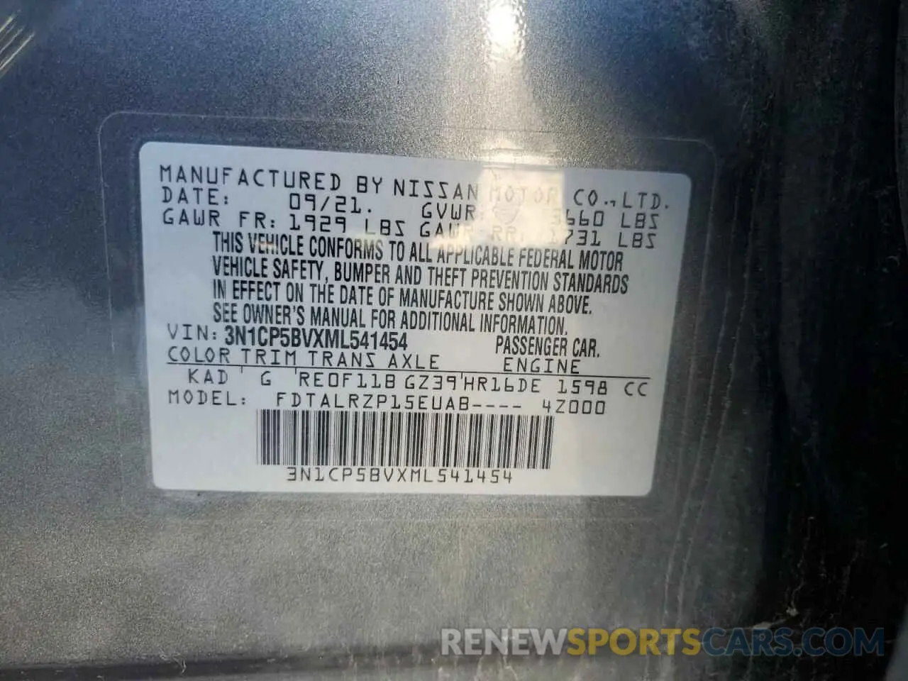 13 Photograph of a damaged car 3N1CP5BVXML541454 NISSAN KICKS 2021