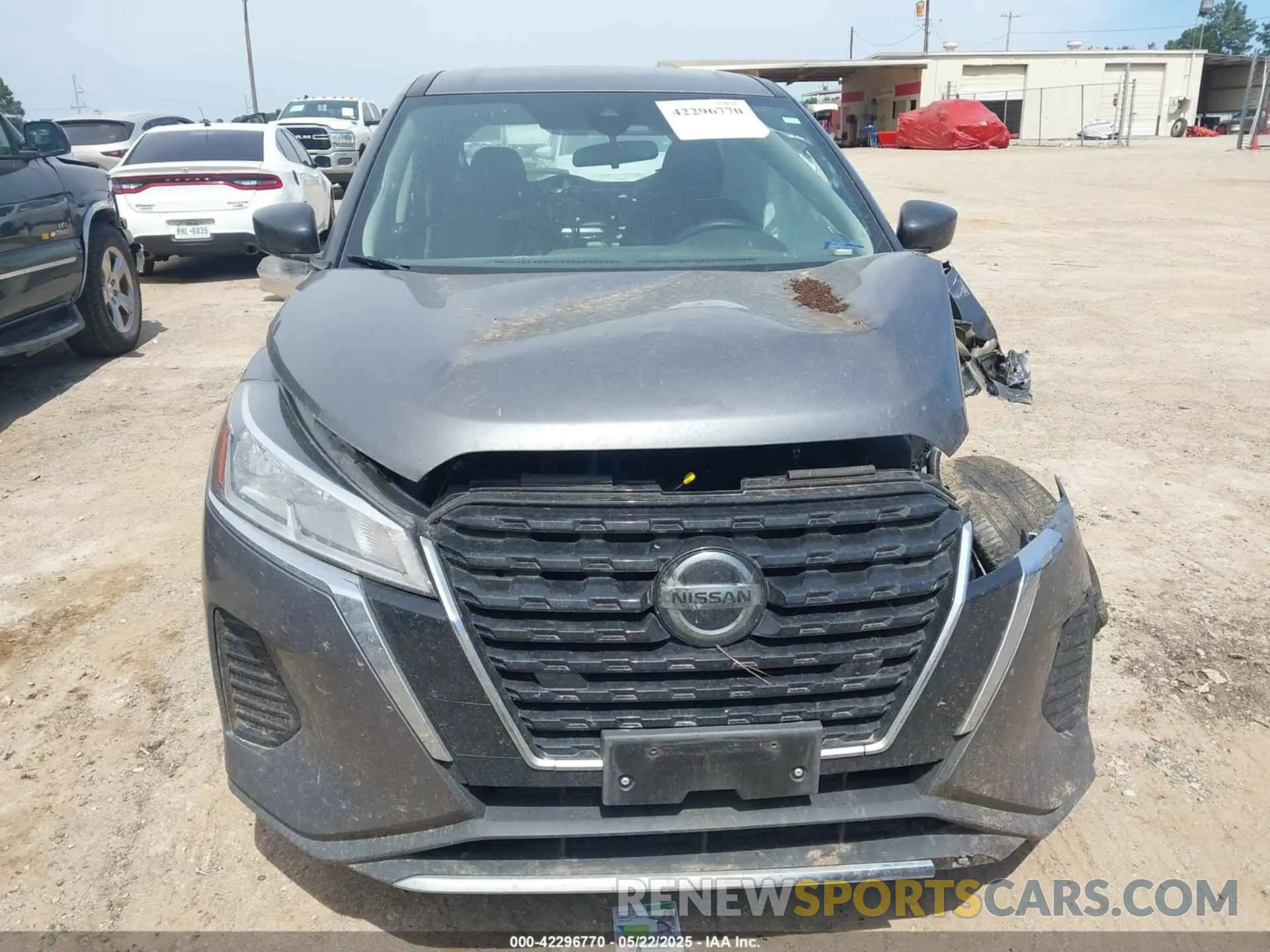 11 Photograph of a damaged car 3N1CP5BVXML551059 NISSAN KICKS 2021