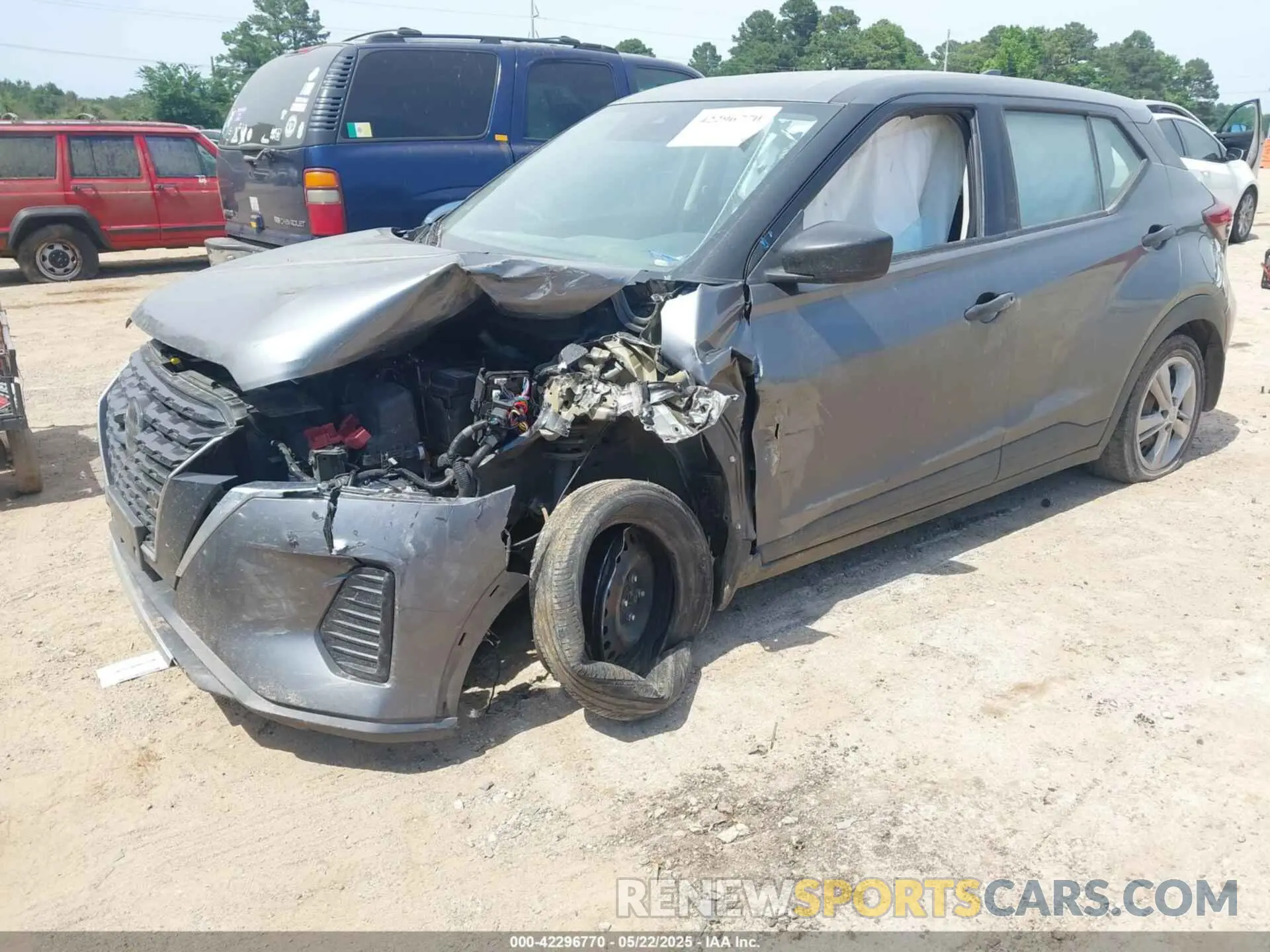 2 Photograph of a damaged car 3N1CP5BVXML551059 NISSAN KICKS 2021
