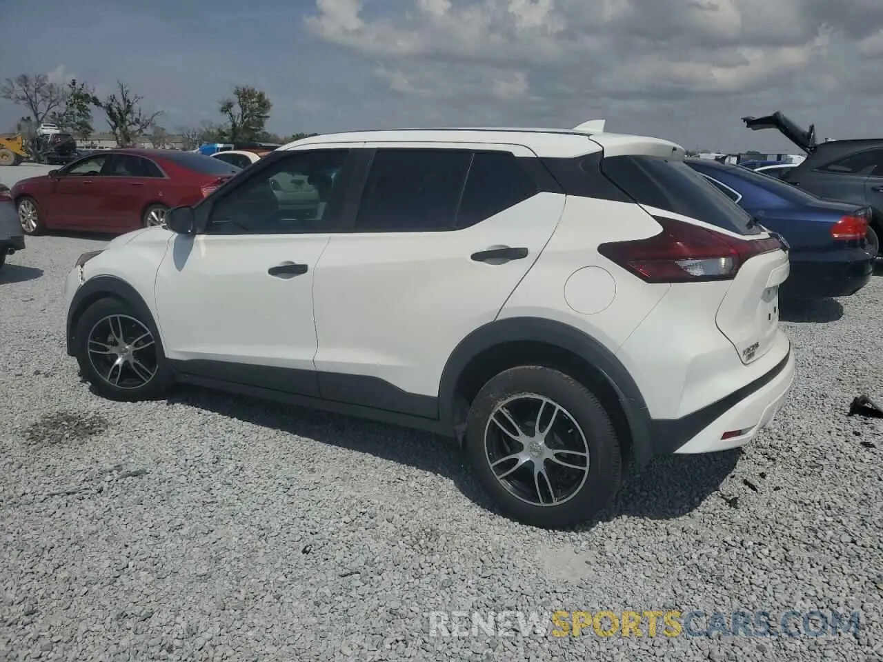2 Photograph of a damaged car 3N1CP5BVXML565611 NISSAN KICKS 2021
