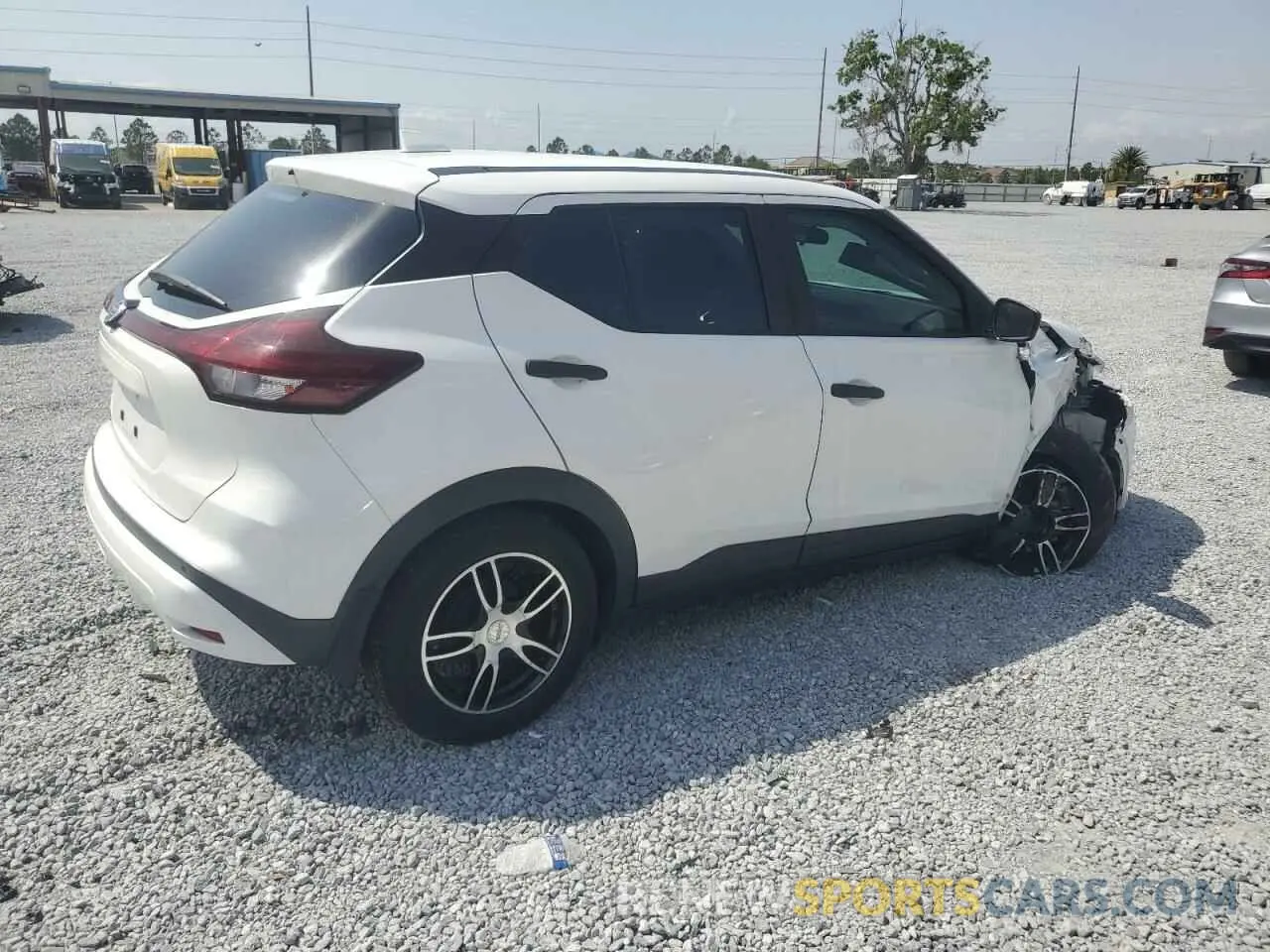 3 Photograph of a damaged car 3N1CP5BVXML565611 NISSAN KICKS 2021