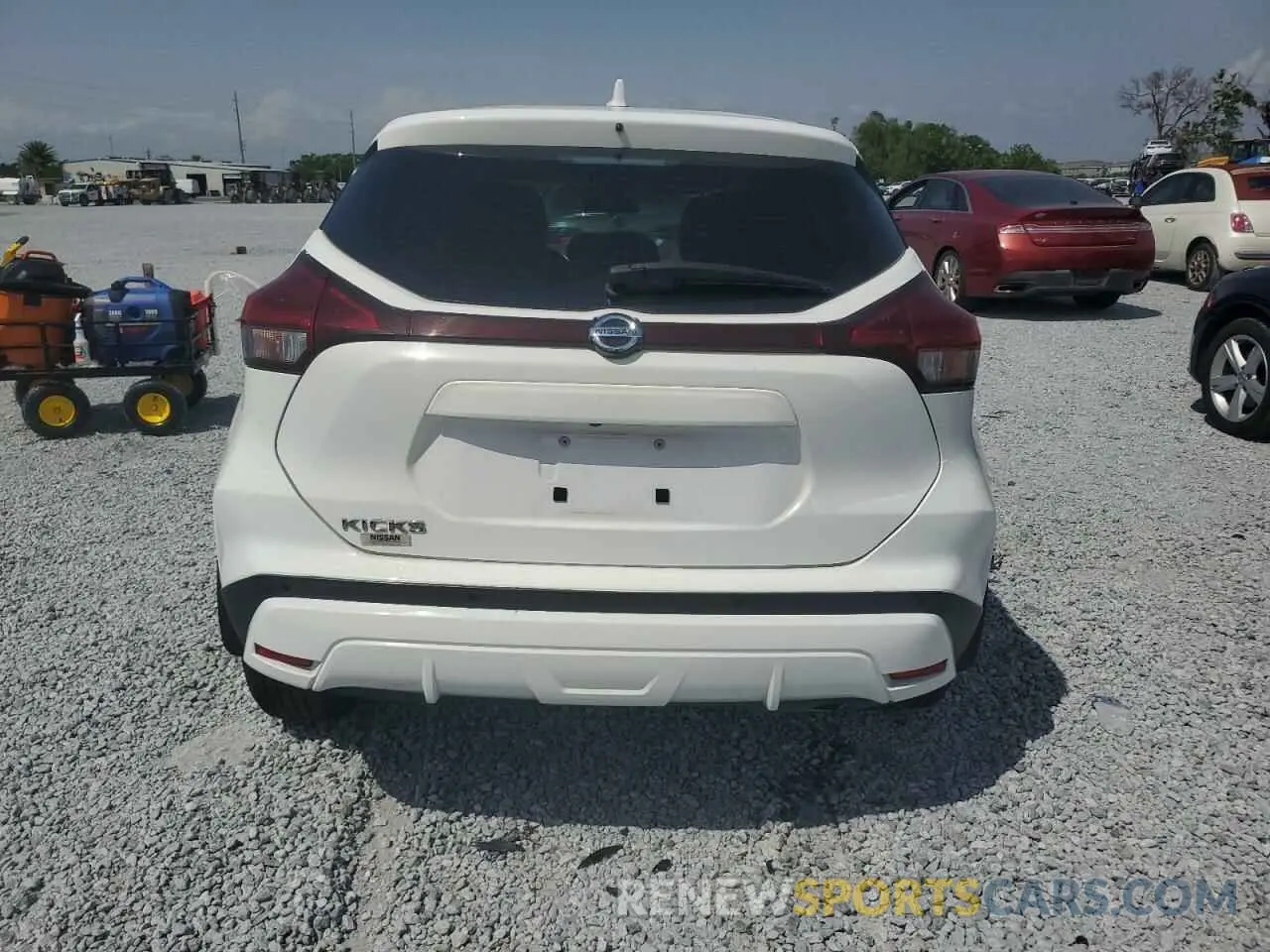 6 Photograph of a damaged car 3N1CP5BVXML565611 NISSAN KICKS 2021