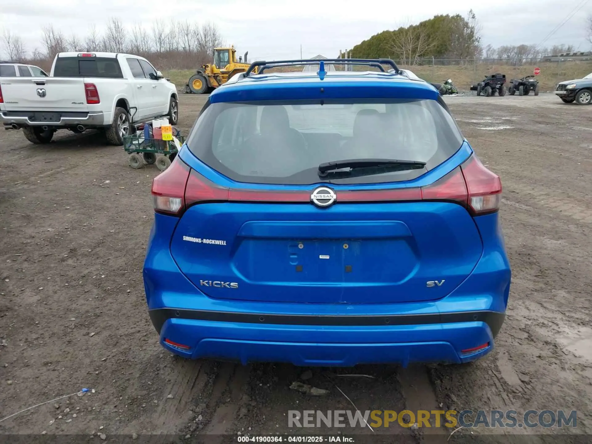 17 Photograph of a damaged car 3N1CP5CV0ML484017 NISSAN KICKS 2021