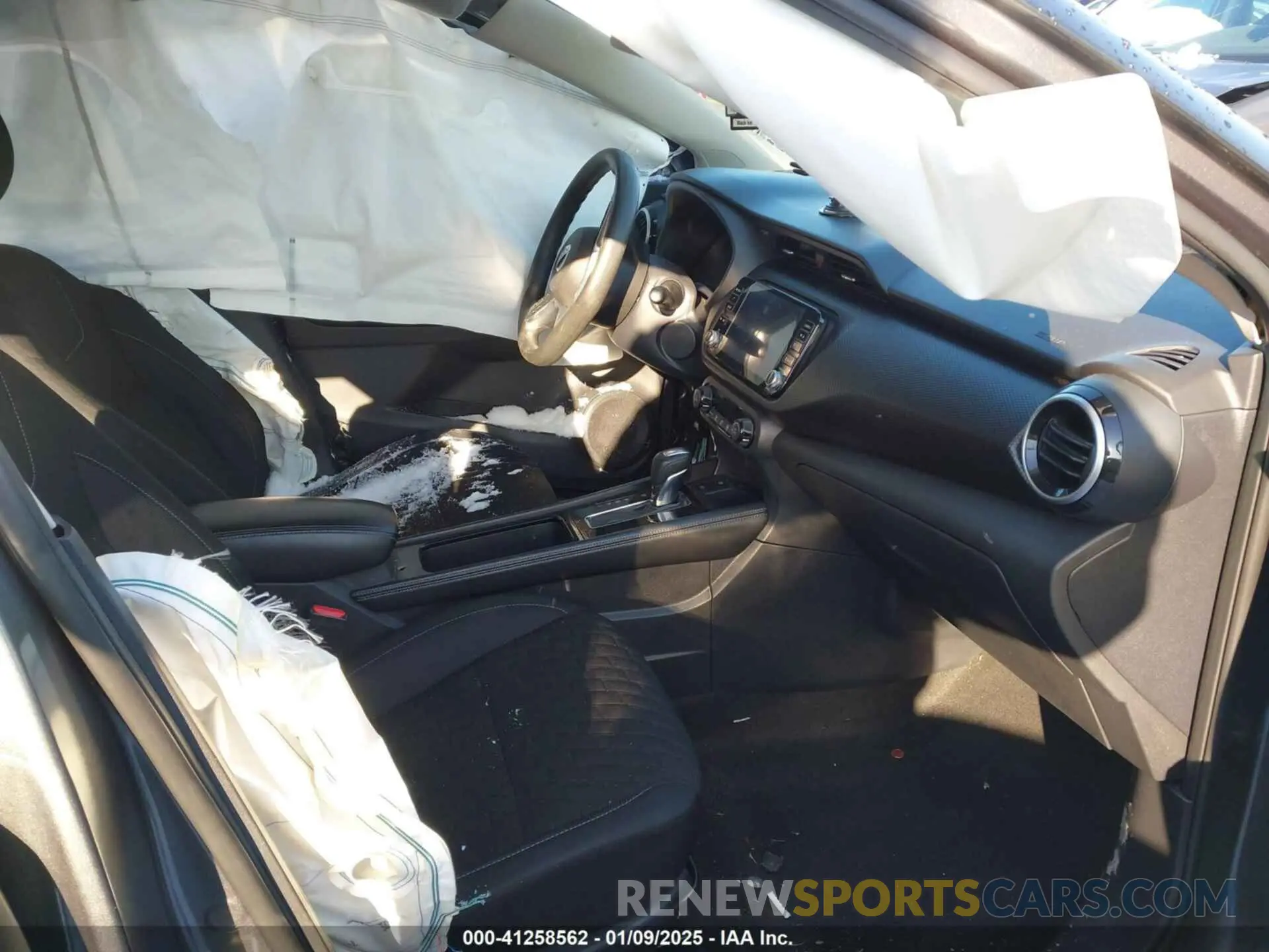 5 Photograph of a damaged car 3N1CP5CV0ML502452 NISSAN KICKS 2021