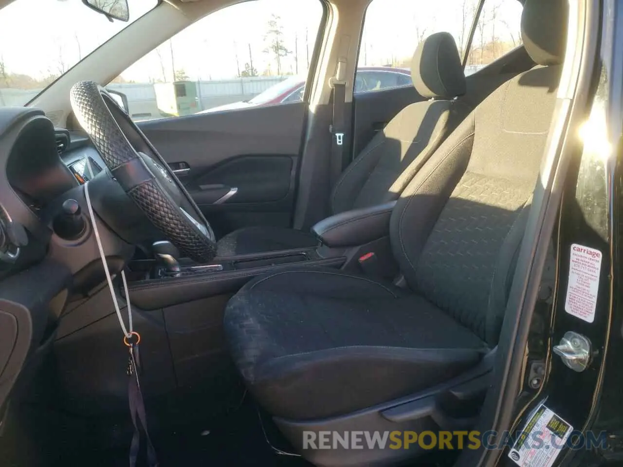 7 Photograph of a damaged car 3N1CP5CV0ML511586 NISSAN KICKS 2021