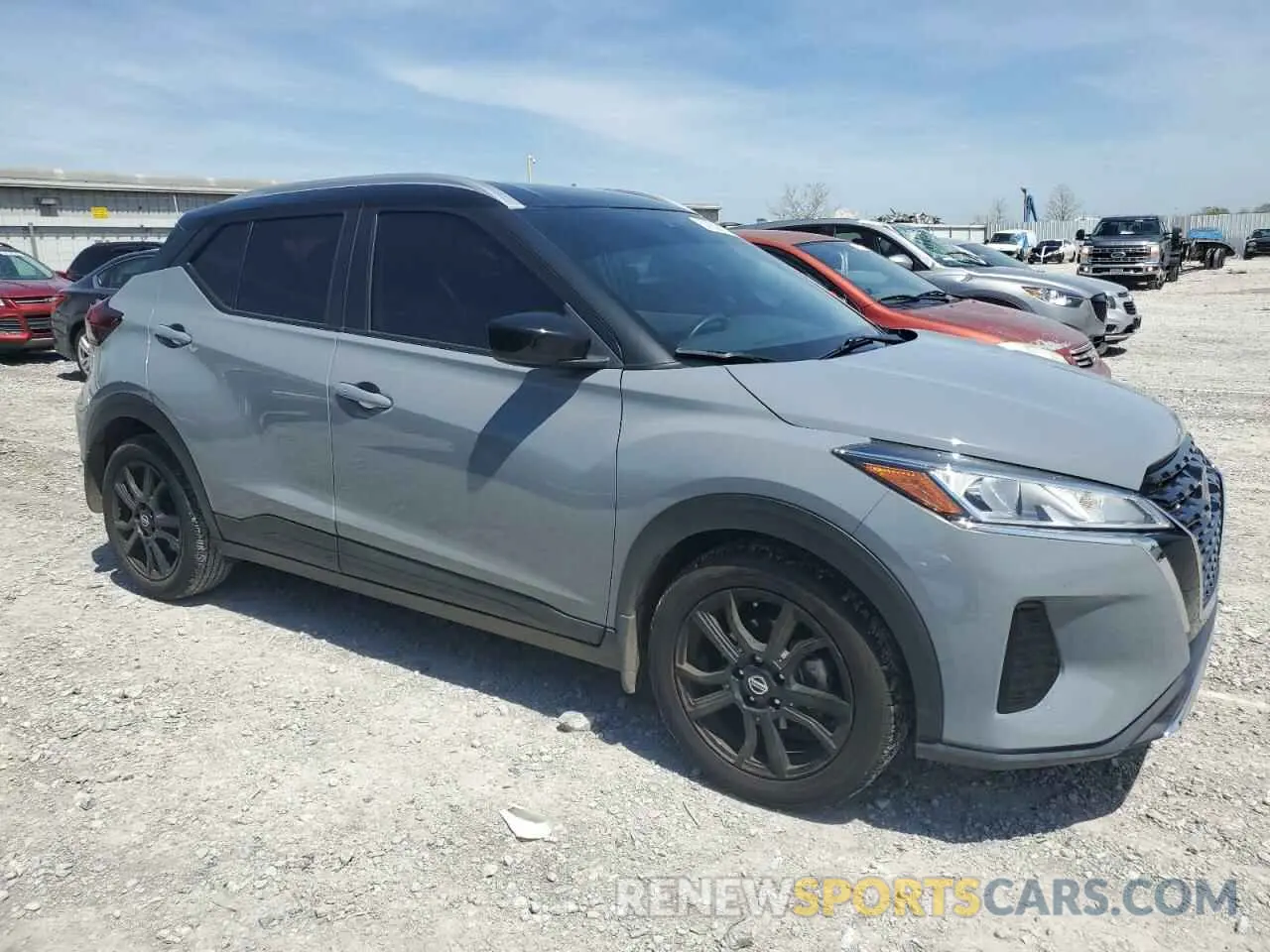 4 Photograph of a damaged car 3N1CP5CV0ML536813 NISSAN KICKS 2021