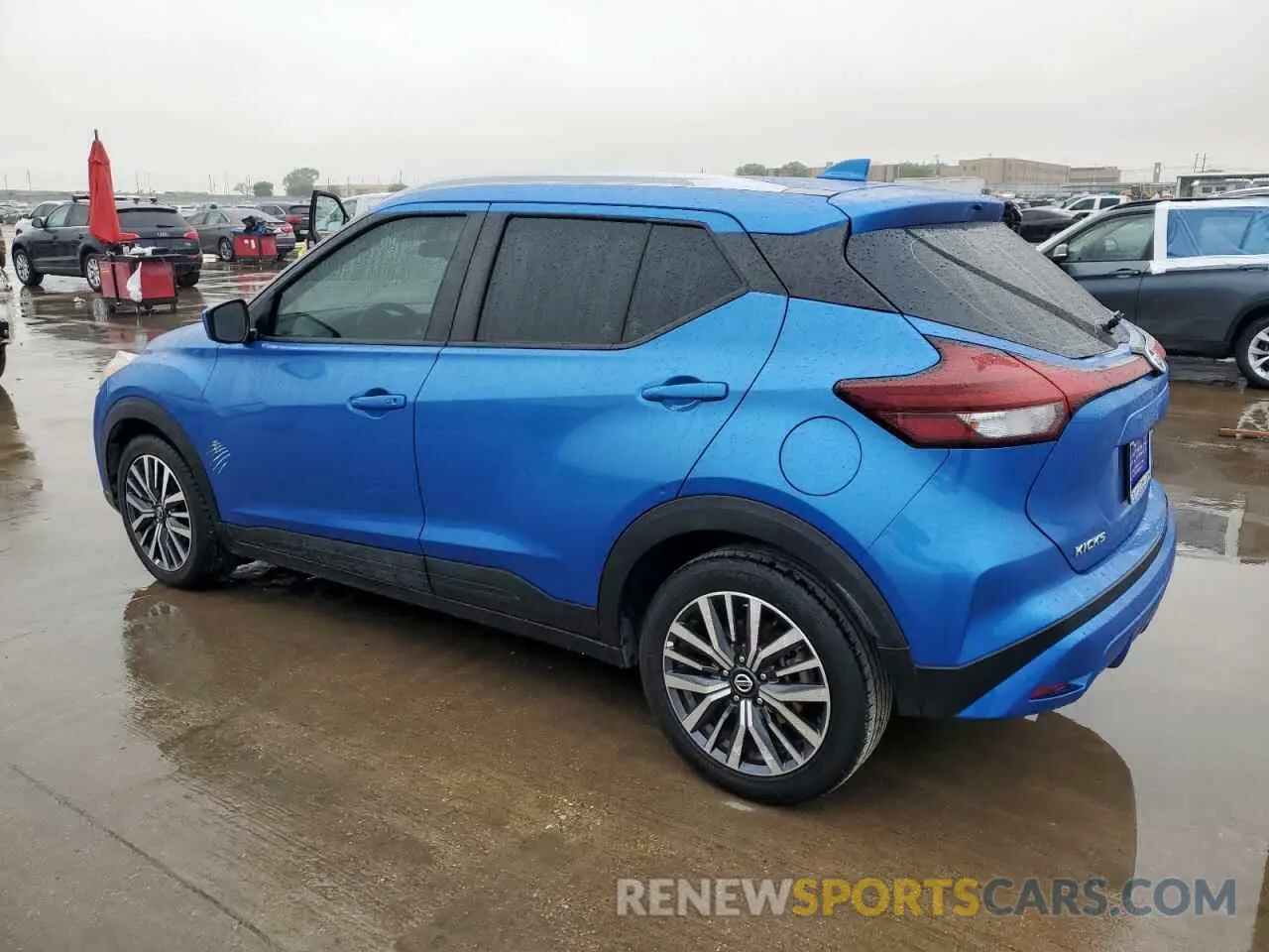 2 Photograph of a damaged car 3N1CP5CV1ML478923 NISSAN KICKS 2021