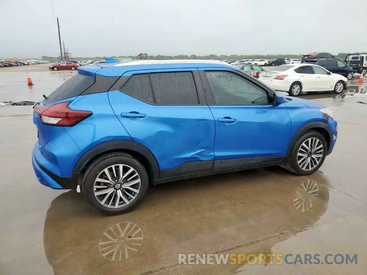 3 Photograph of a damaged car 3N1CP5CV1ML478923 NISSAN KICKS 2021