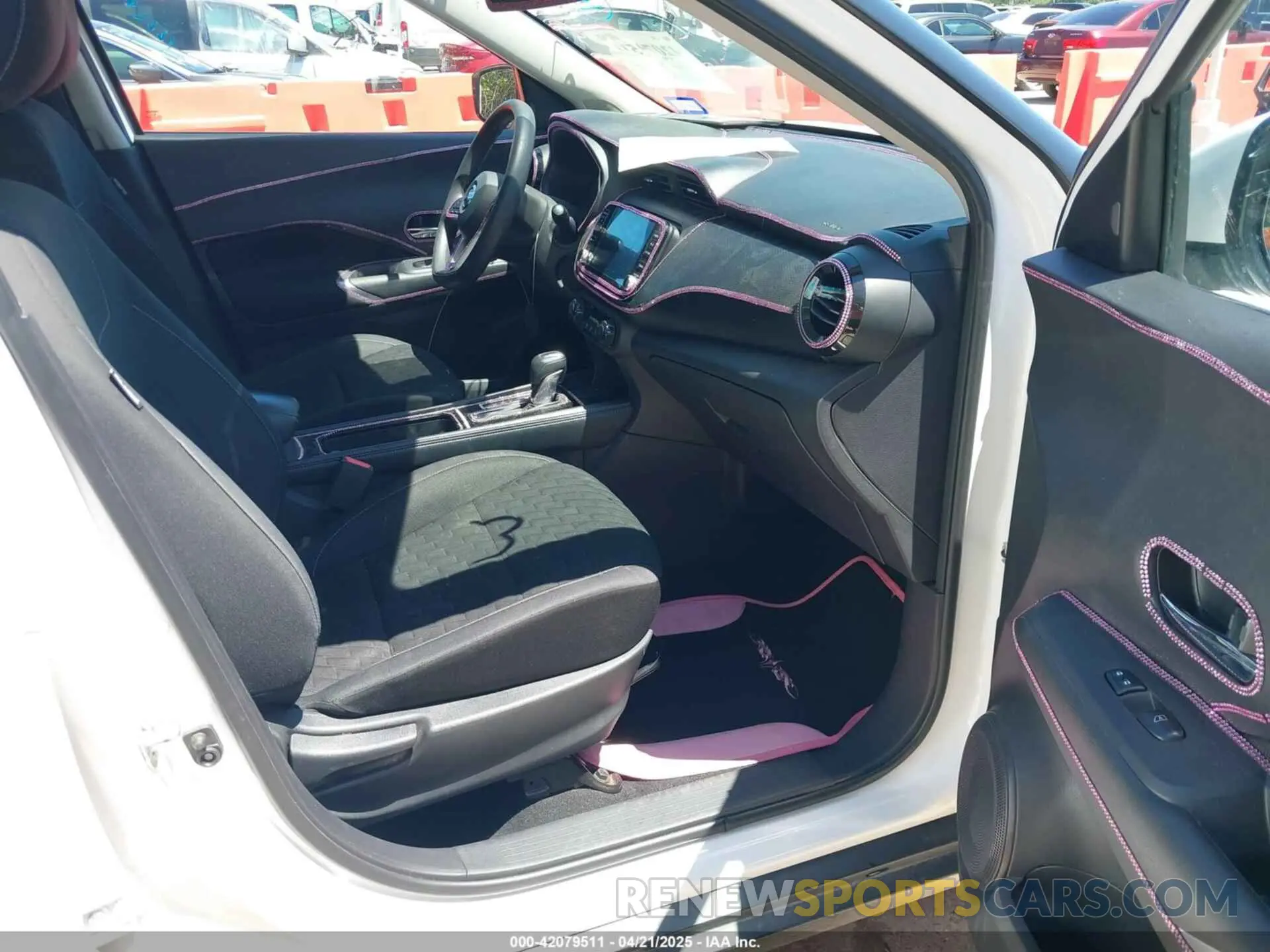 5 Photograph of a damaged car 3N1CP5CV1ML482678 NISSAN KICKS 2021