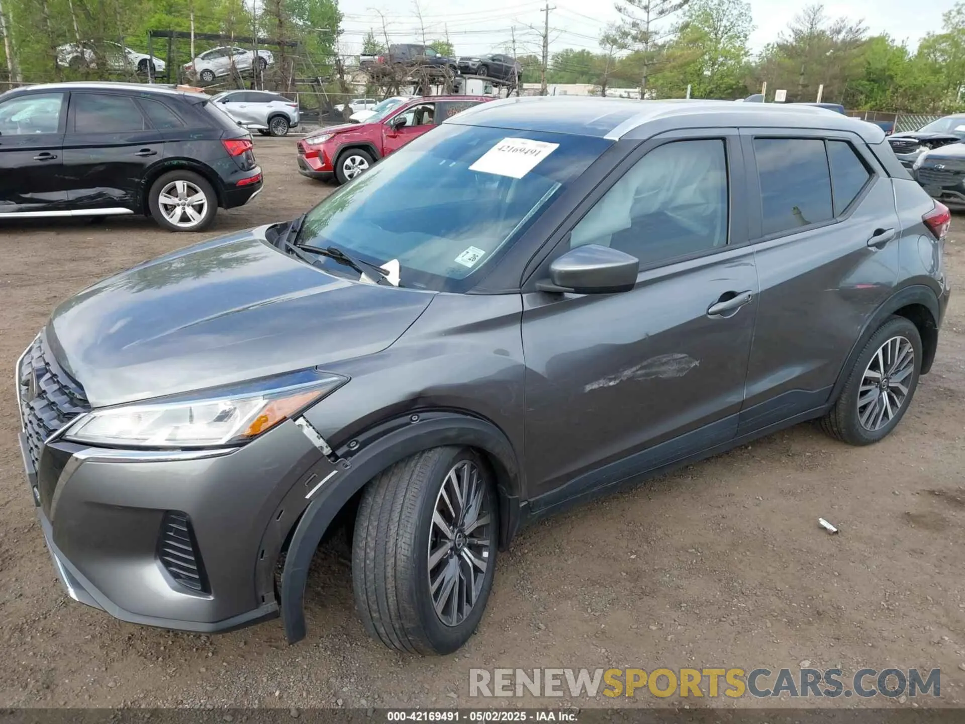 2 Photograph of a damaged car 3N1CP5CV1ML511113 NISSAN KICKS 2021