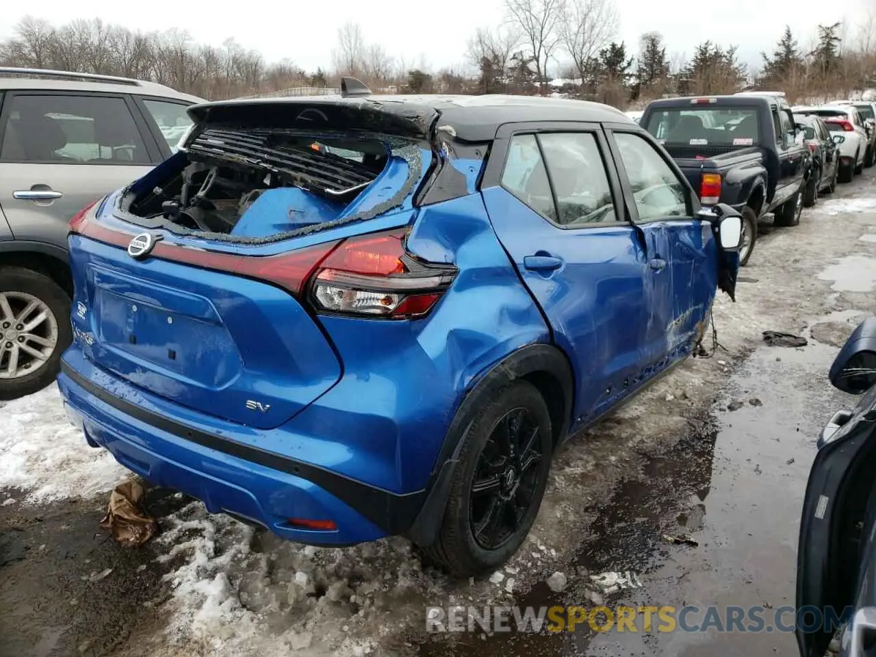 3 Photograph of a damaged car 3N1CP5CV1ML518191 NISSAN KICKS 2021