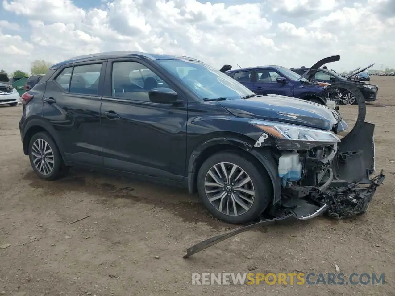 4 Photograph of a damaged car 3N1CP5CV1ML521754 NISSAN KICKS 2021