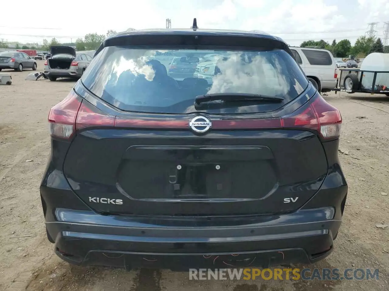6 Photograph of a damaged car 3N1CP5CV1ML521754 NISSAN KICKS 2021
