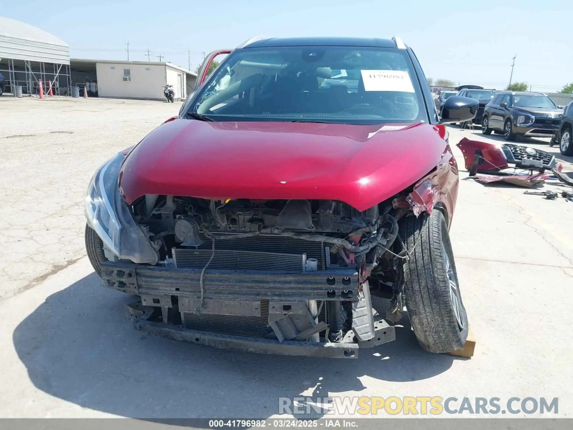 12 Photograph of a damaged car 3N1CP5CV1ML555189 NISSAN KICKS 2021