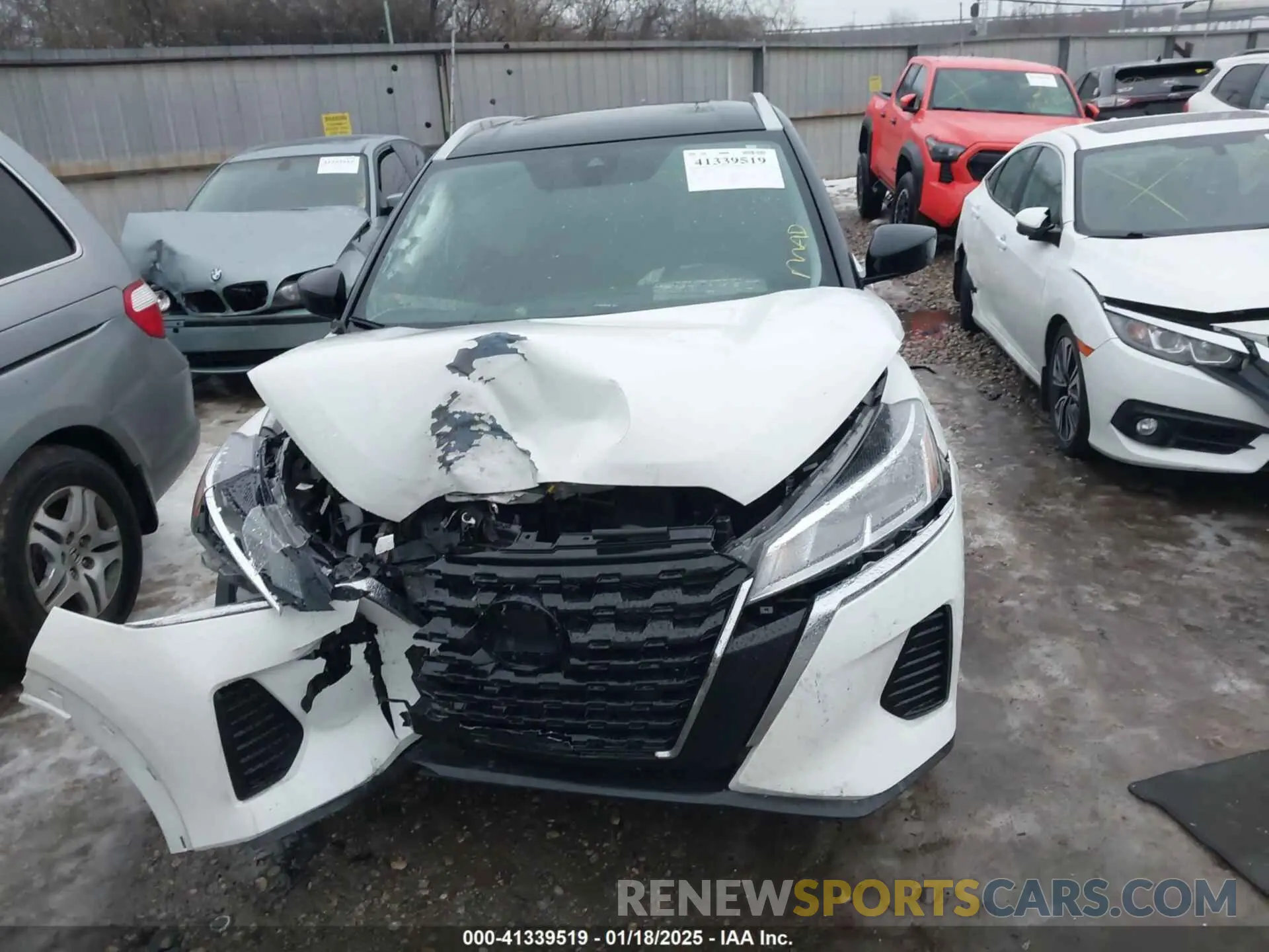 12 Photograph of a damaged car 3N1CP5CV1ML565415 NISSAN KICKS 2021