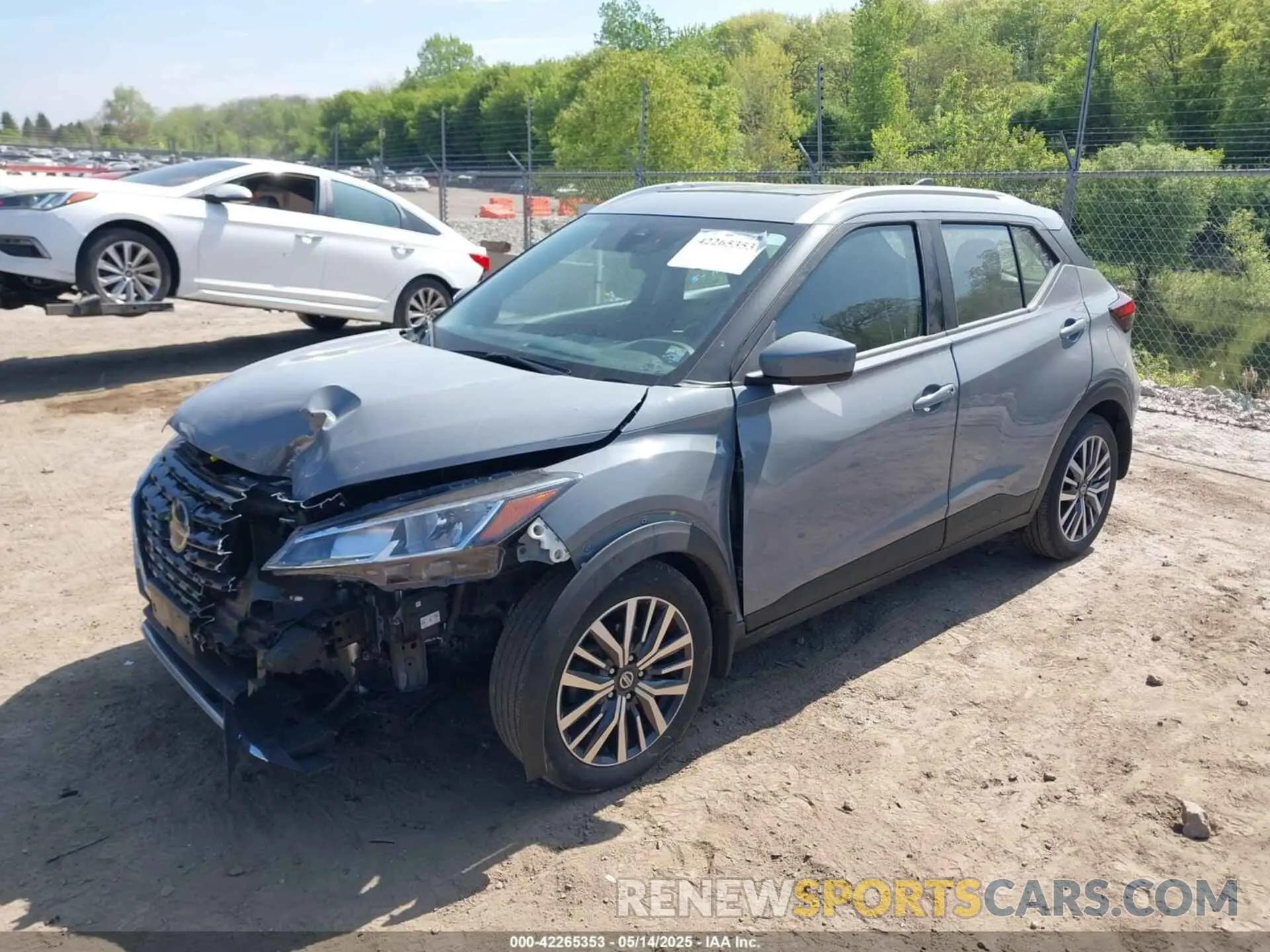2 Photograph of a damaged car 3N1CP5CV2ML522086 NISSAN KICKS 2021