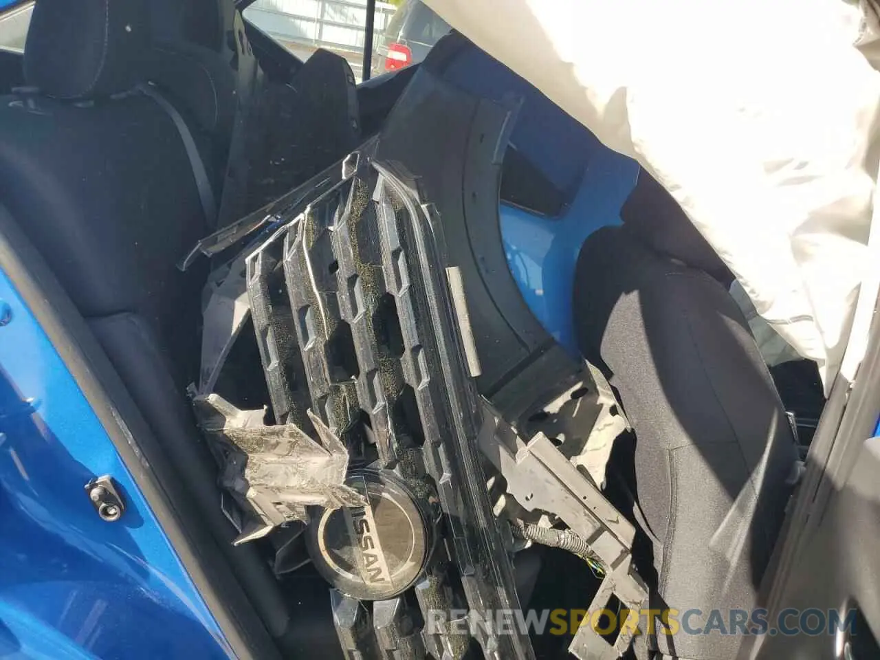 10 Photograph of a damaged car 3N1CP5CV2ML540202 NISSAN KICKS 2021