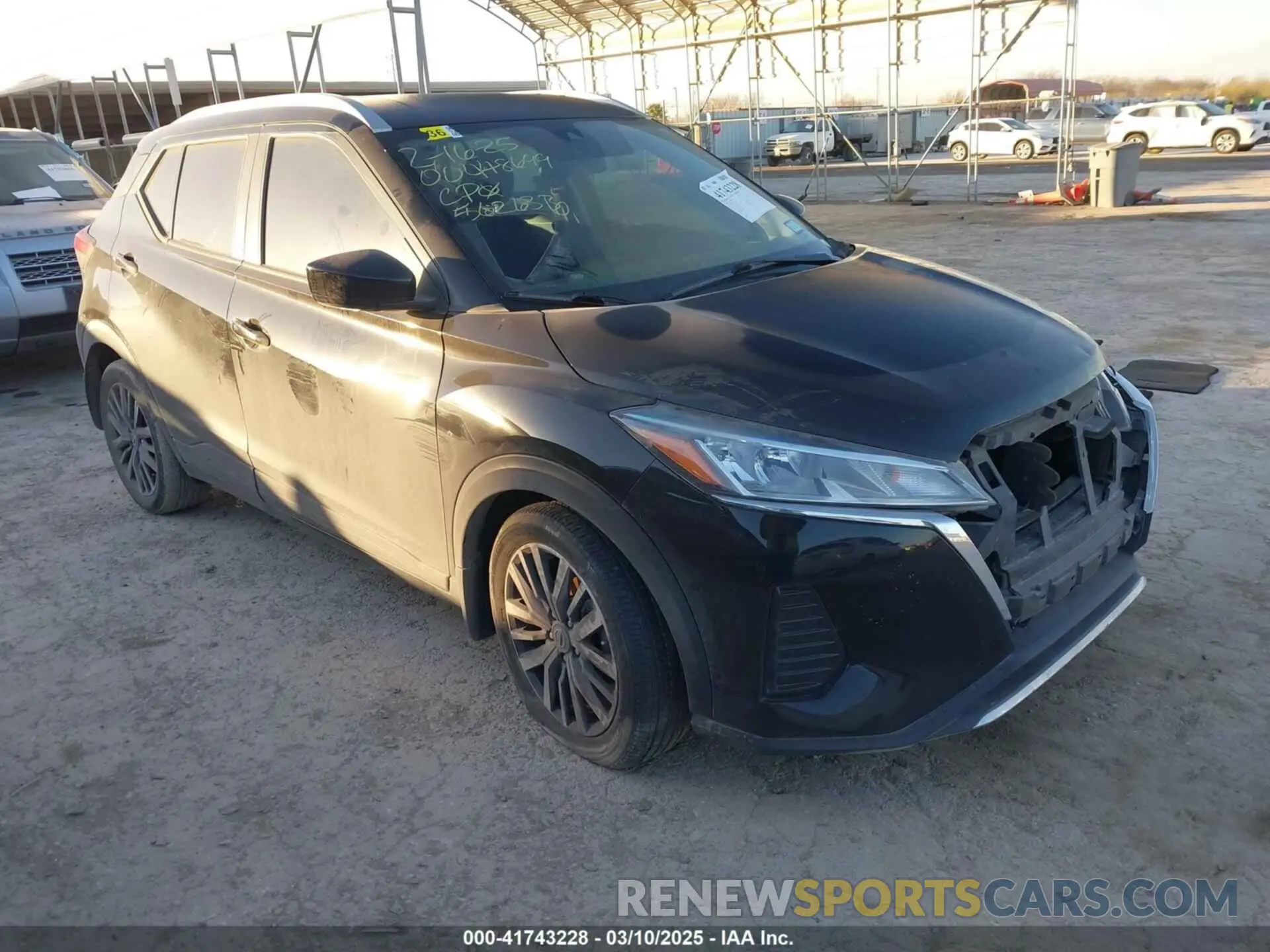 1 Photograph of a damaged car 3N1CP5CV2ML562636 NISSAN KICKS 2021