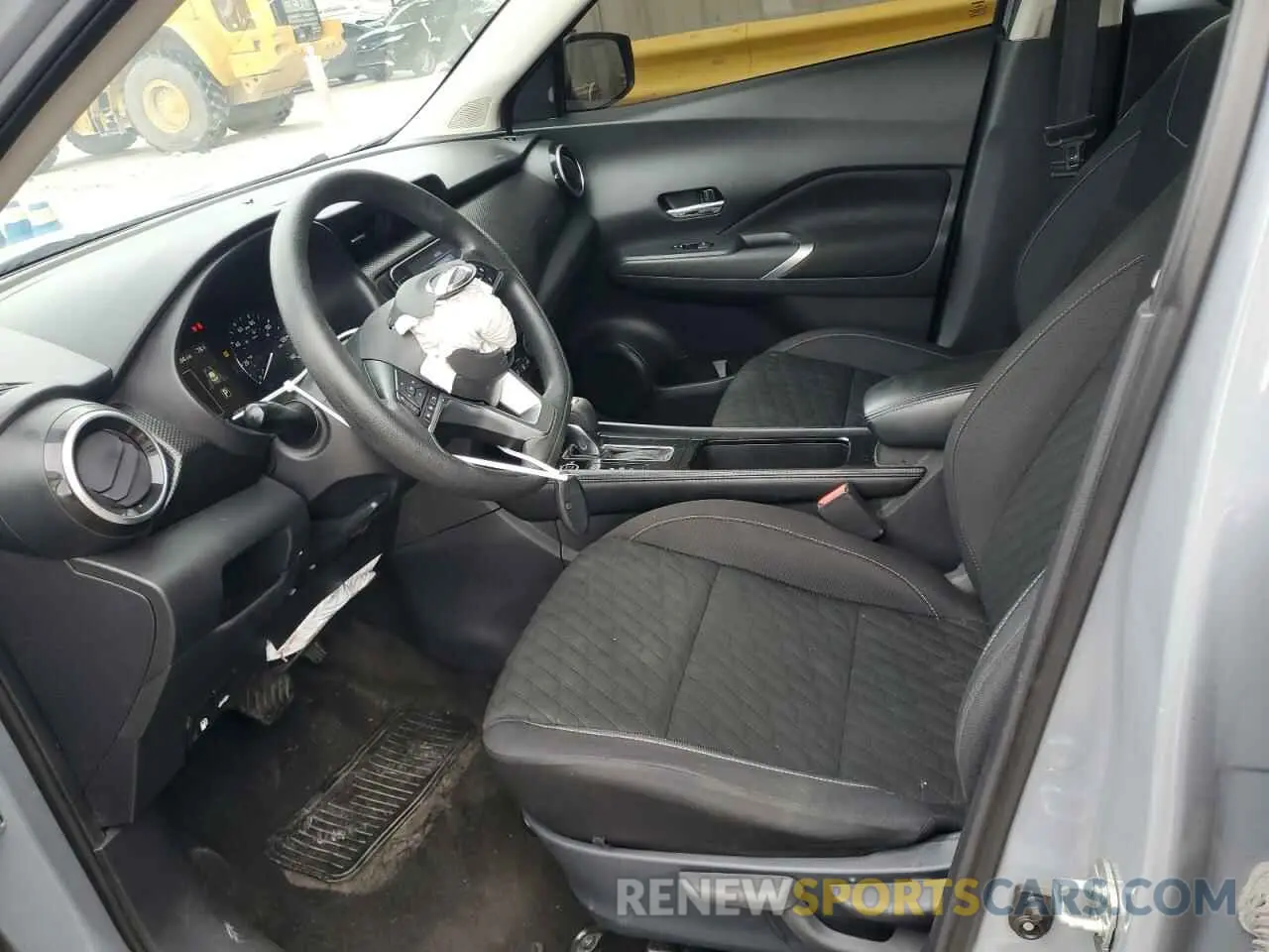 7 Photograph of a damaged car 3N1CP5CV3ML473965 NISSAN KICKS 2021