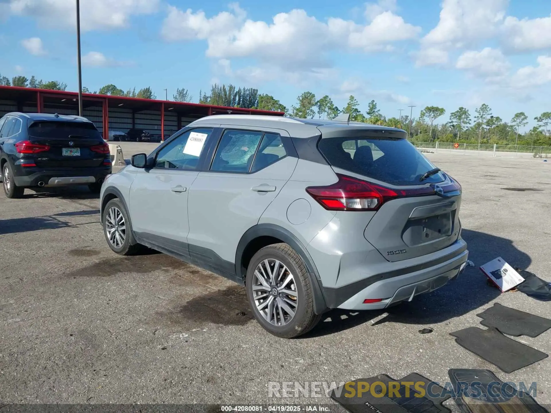 3 Photograph of a damaged car 3N1CP5CV3ML515440 NISSAN KICKS 2021