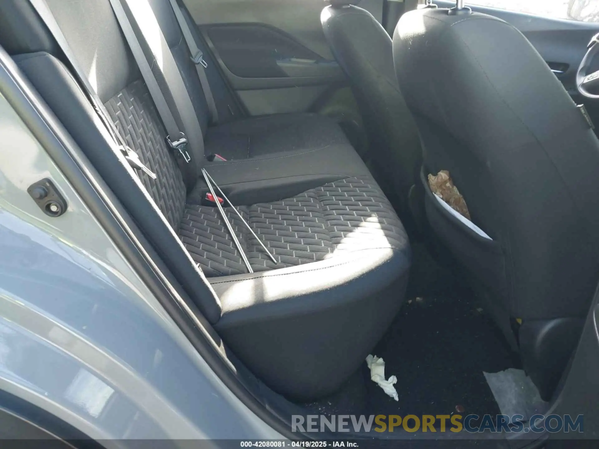 8 Photograph of a damaged car 3N1CP5CV3ML515440 NISSAN KICKS 2021