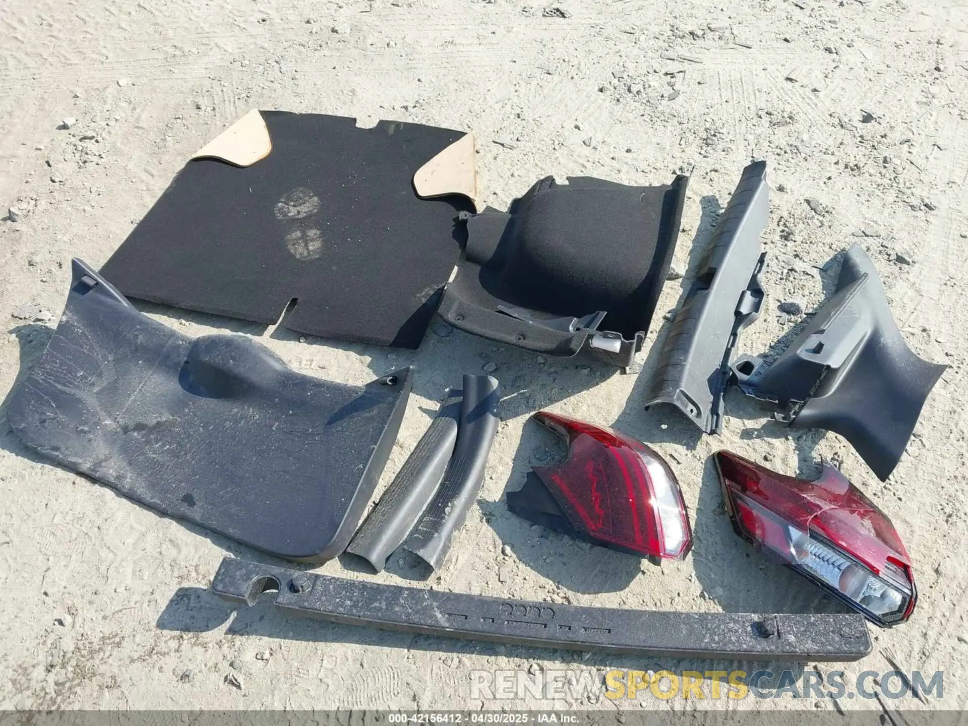 12 Photograph of a damaged car 3N1CP5CV4ML498227 NISSAN KICKS 2021