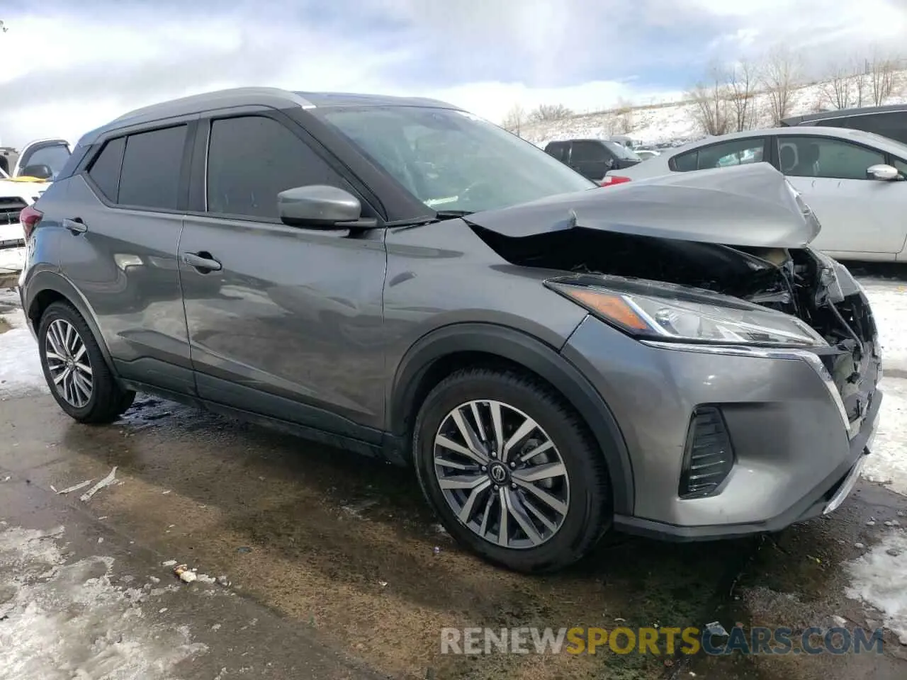 4 Photograph of a damaged car 3N1CP5CV4ML505080 NISSAN KICKS 2021