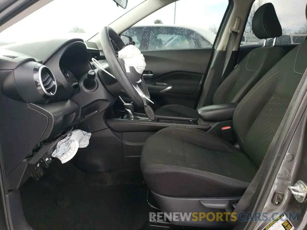 7 Photograph of a damaged car 3N1CP5CV4ML505080 NISSAN KICKS 2021