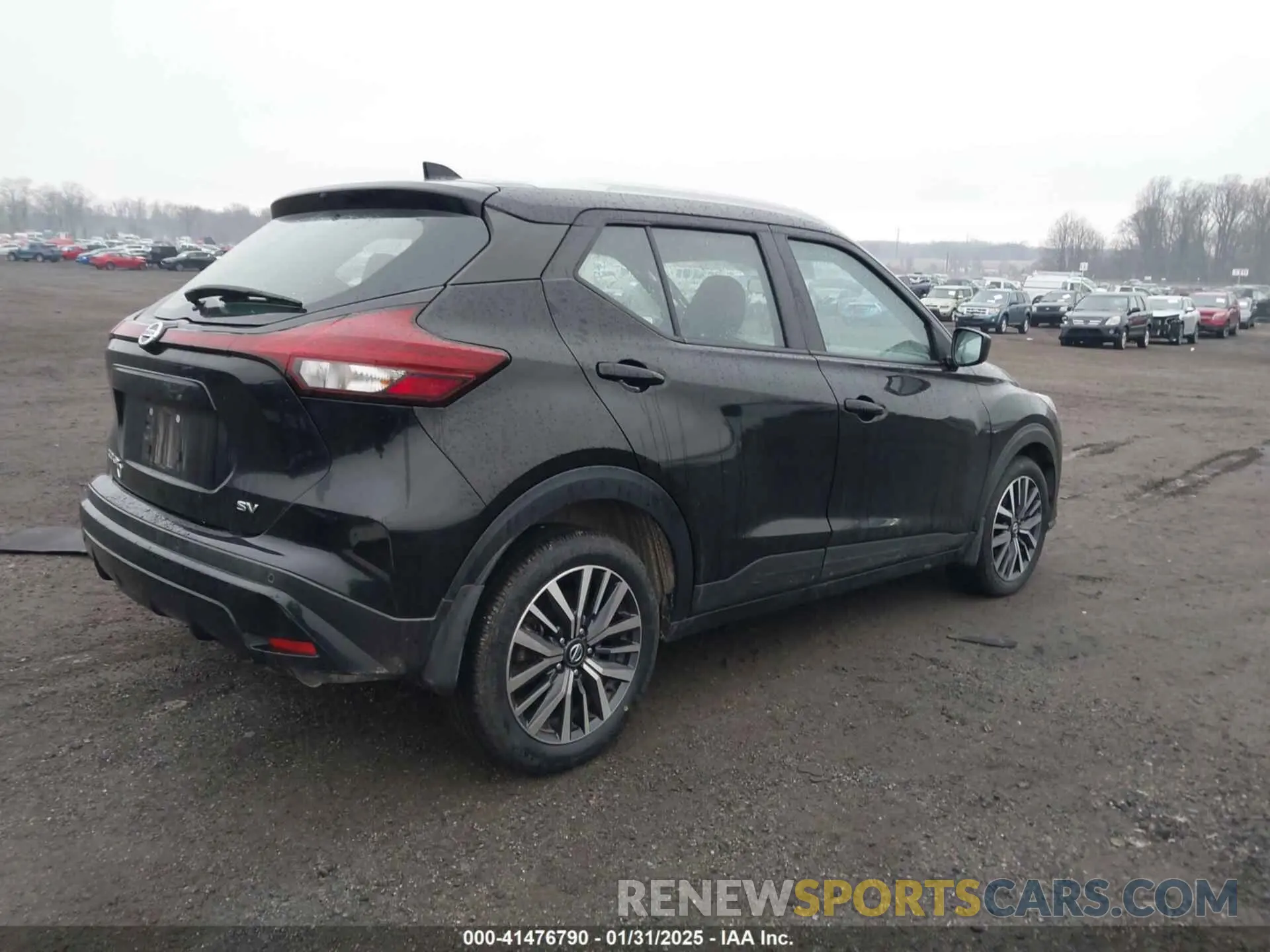 4 Photograph of a damaged car 3N1CP5CV4ML515026 NISSAN KICKS 2021