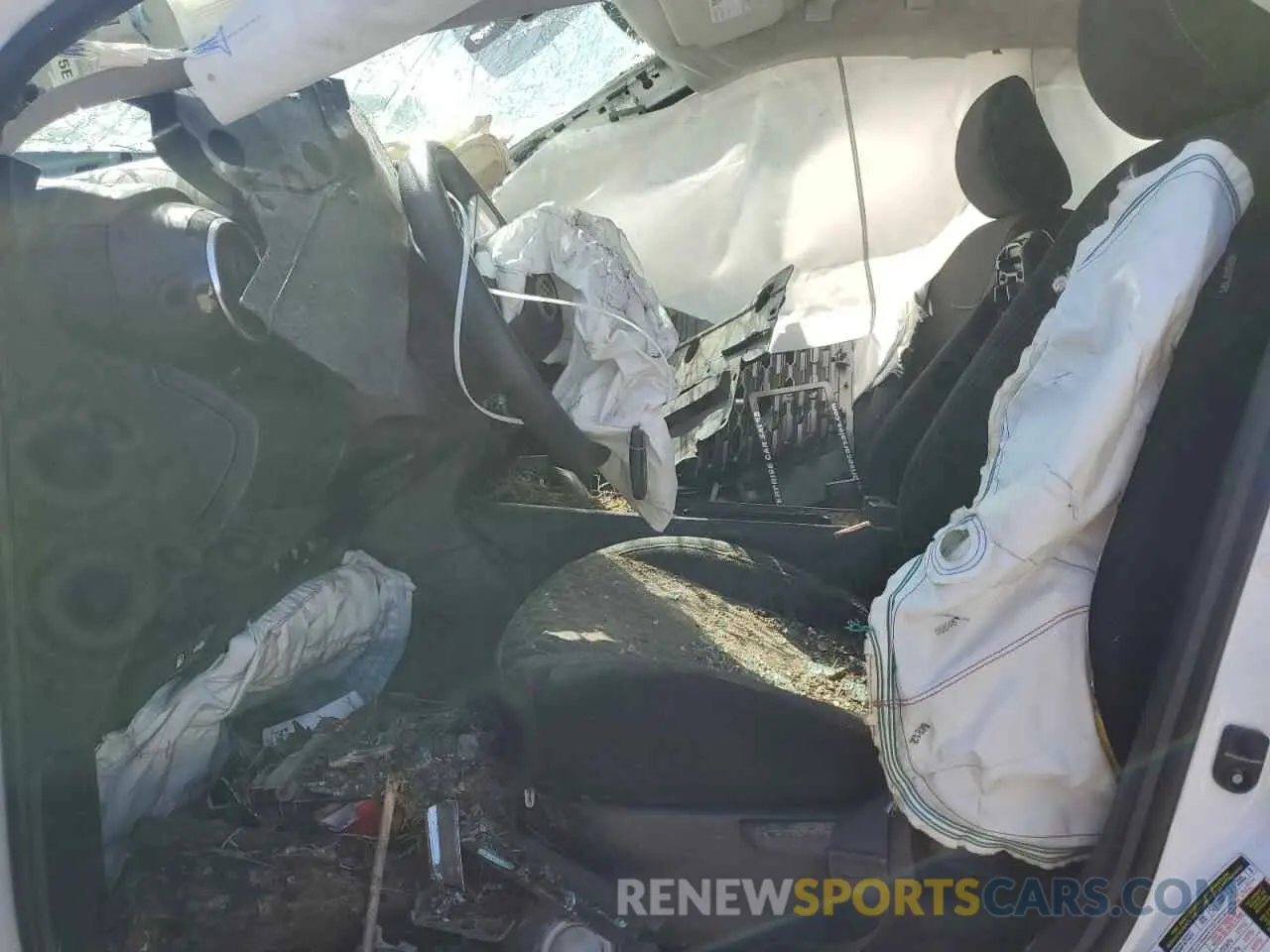 7 Photograph of a damaged car 3N1CP5CV5ML466225 NISSAN KICKS 2021