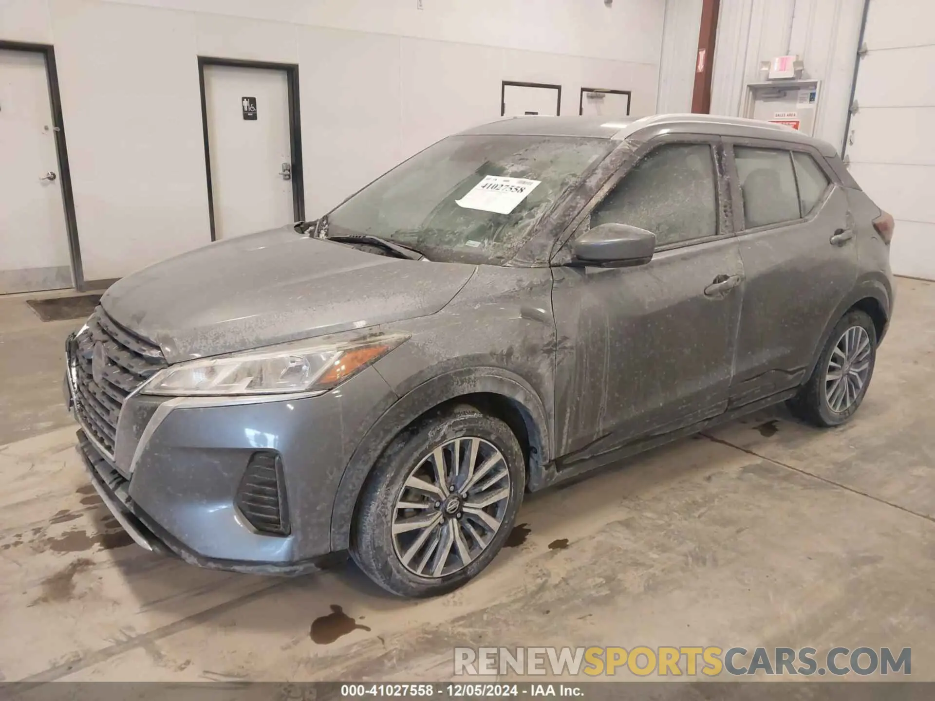 2 Photograph of a damaged car 3N1CP5CV5ML487236 NISSAN KICKS 2021