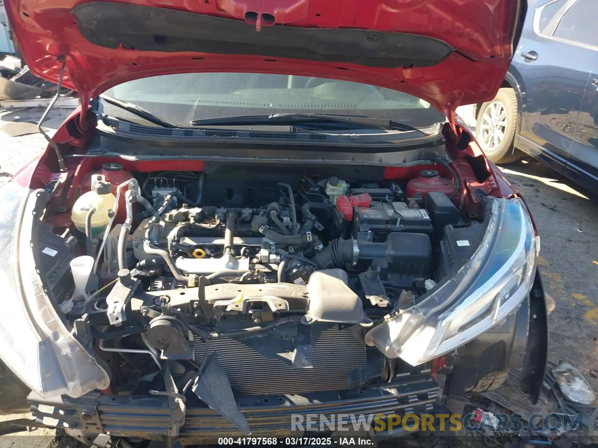 10 Photograph of a damaged car 3N1CP5CV5ML487768 NISSAN KICKS 2021