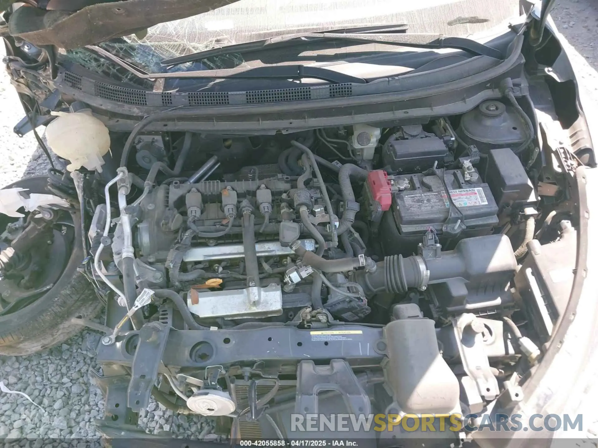 10 Photograph of a damaged car 3N1CP5CV5ML496583 NISSAN KICKS 2021