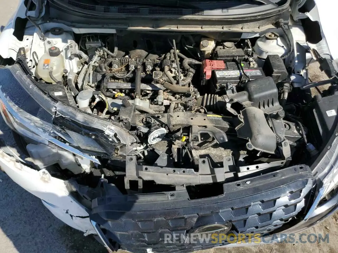 14 Photograph of a damaged car 3N1CP5CV5ML526861 NISSAN KICKS 2021