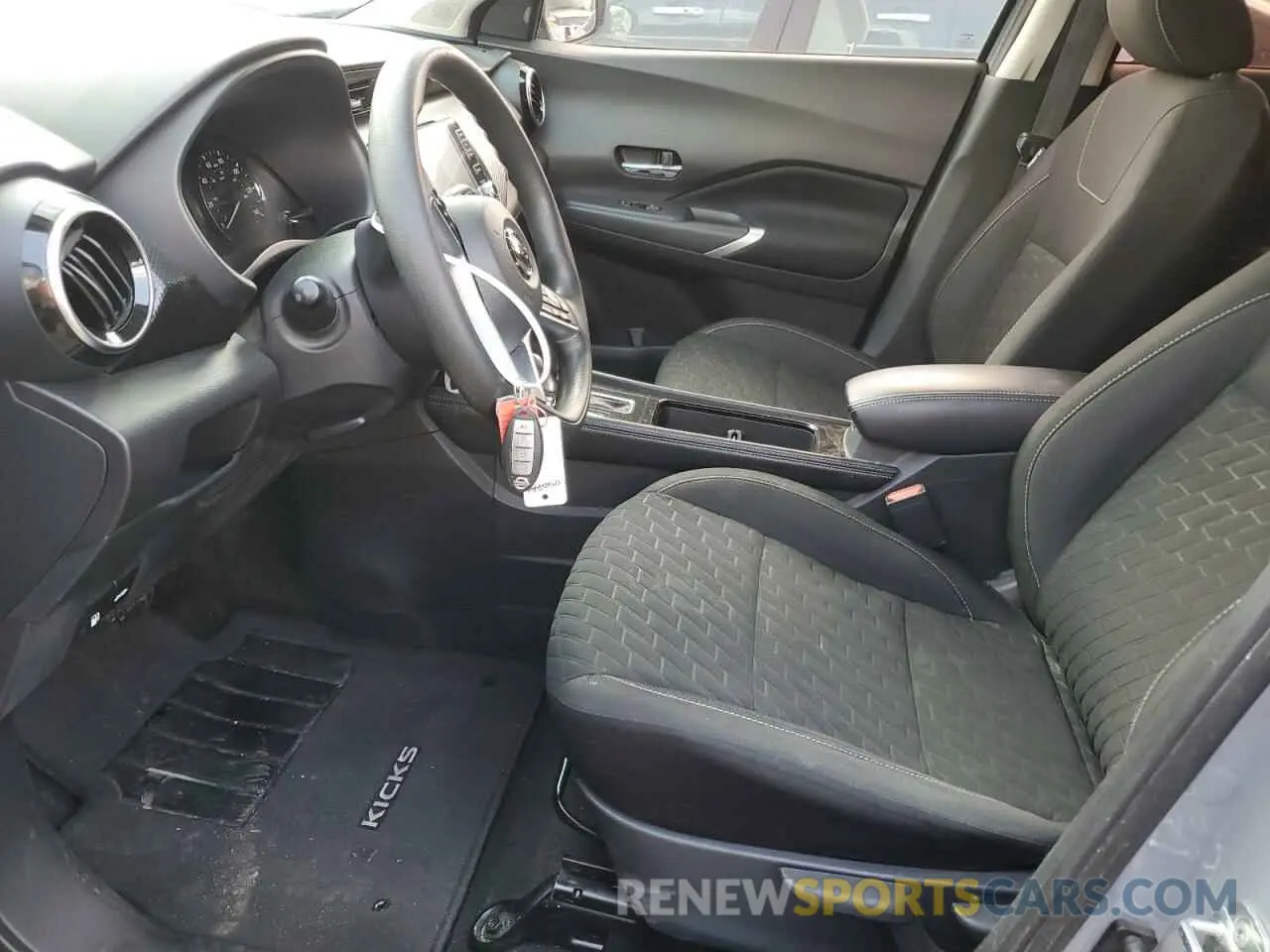 7 Photograph of a damaged car 3N1CP5CV5ML529453 NISSAN KICKS 2021
