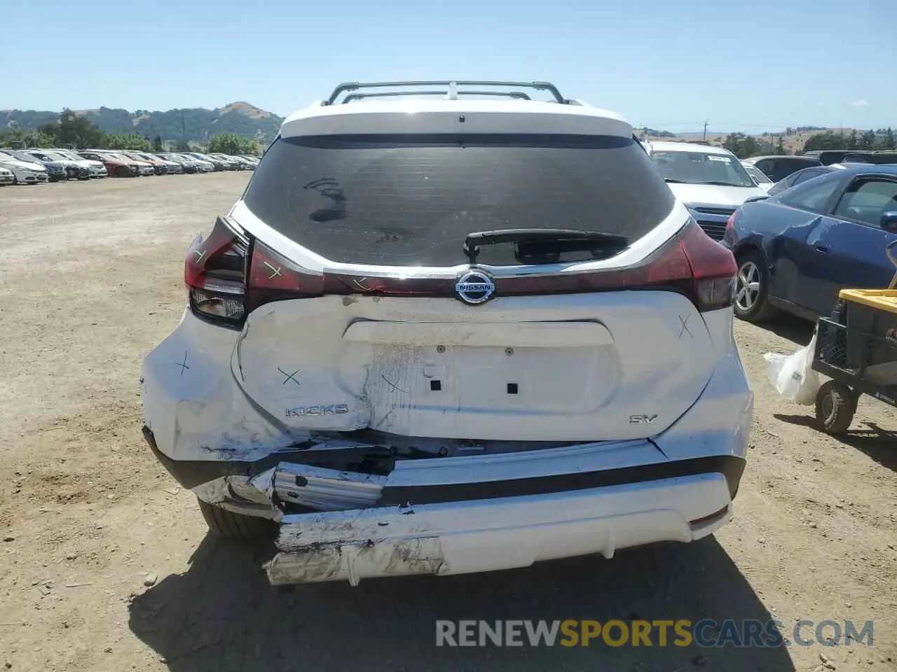 6 Photograph of a damaged car 3N1CP5CV5ML545443 NISSAN KICKS 2021
