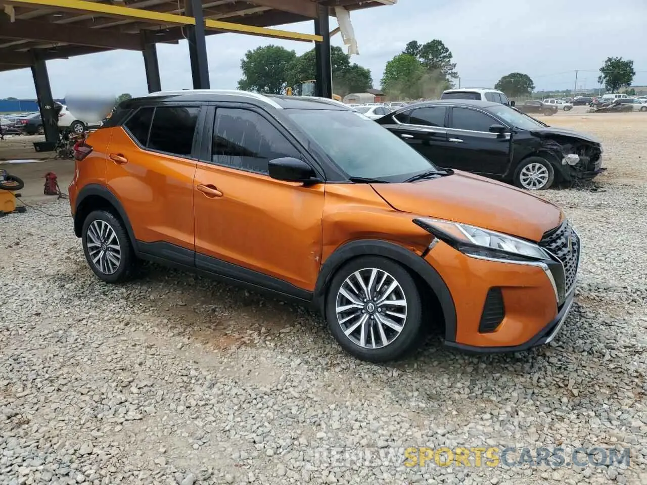 4 Photograph of a damaged car 3N1CP5CV5ML551226 NISSAN KICKS 2021