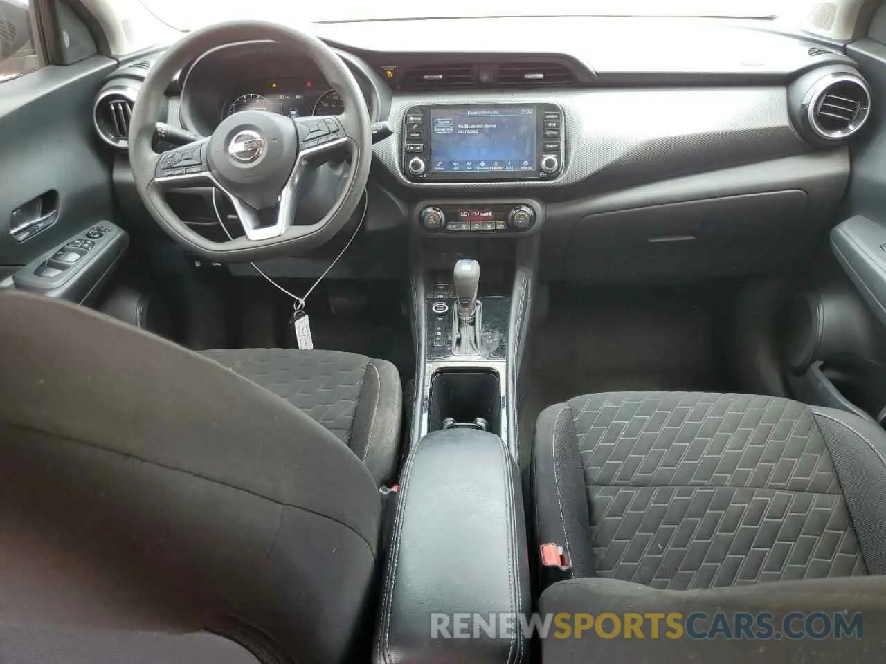 8 Photograph of a damaged car 3N1CP5CV5ML551226 NISSAN KICKS 2021