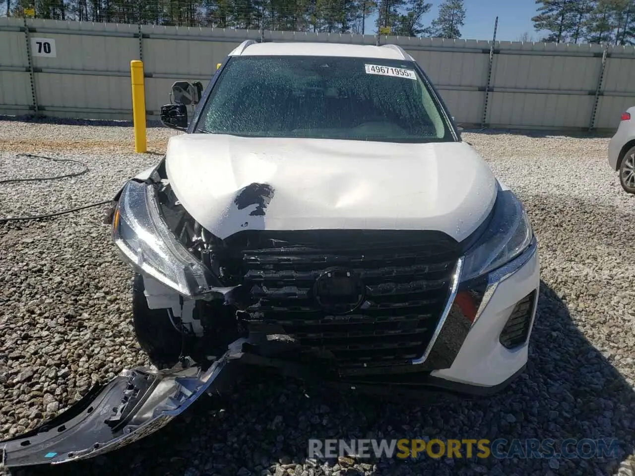 5 Photograph of a damaged car 3N1CP5CV6ML493871 NISSAN KICKS 2021