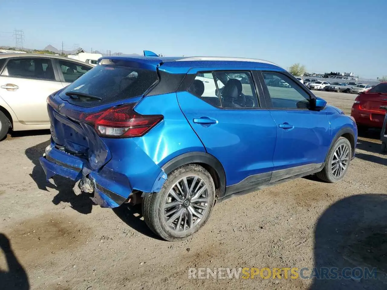 3 Photograph of a damaged car 3N1CP5CV6ML503654 NISSAN KICKS 2021
